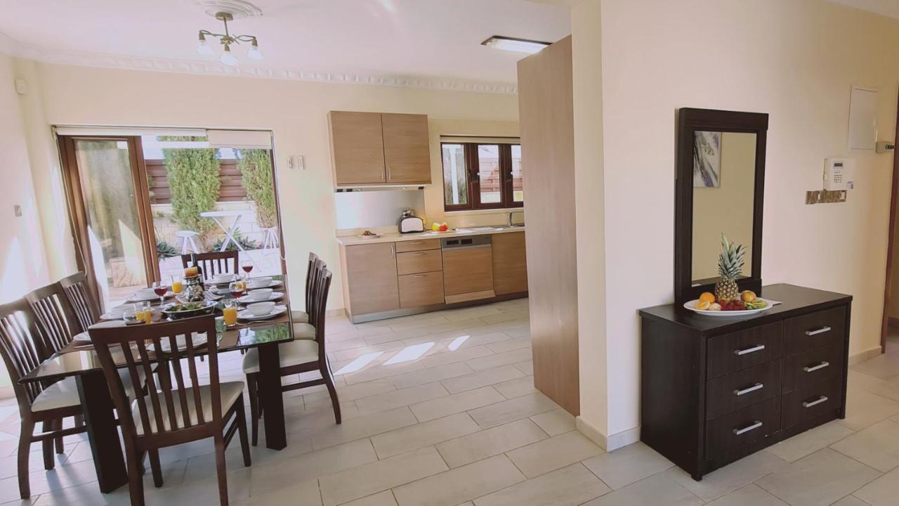 Stay Ocean View Villa Paralimni Buitenkant foto