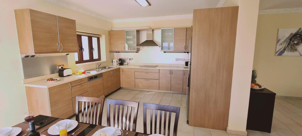 Stay Ocean View Villa Paralimni Buitenkant foto